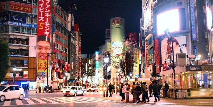 Shibuya, 2013. Fotografía de Jonathan Lin. Recuperada de Flickr. CC BY-SA 2.0