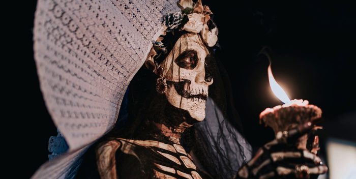 Los pecados de los padres Fotografía de Emilio González, 2023. Recuperada de Pexels.